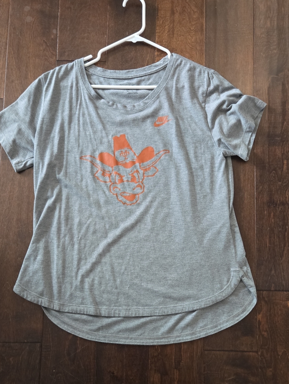 University Of Texas Nike Light Gray Tee with Longhorn Graphic